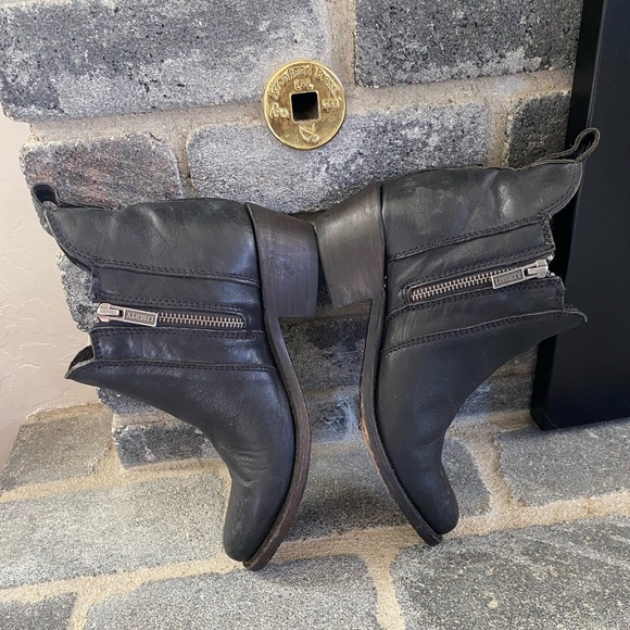 Liberty Black Handmade in Mexico black leather booties Size 6 - Picture 4 of 15